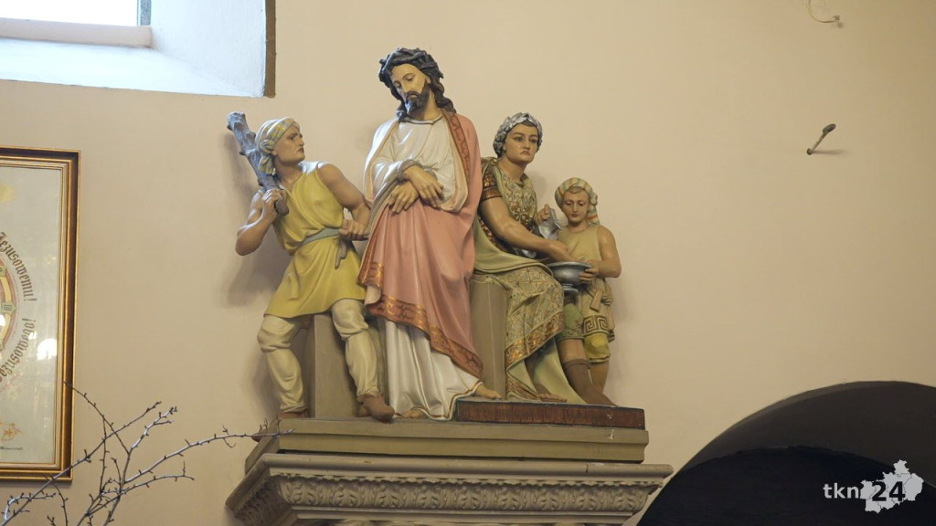 Uroczysta Droga Krzyżowa w kolegiacie św. Mikołaja w Końskich [wideo, zdjęcia]