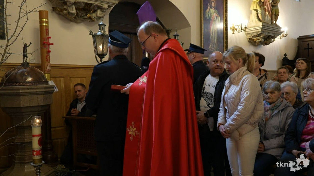 Uroczysta Droga Krzyżowa w kolegiacie św. Mikołaja w Końskich [wideo, zdjęcia]