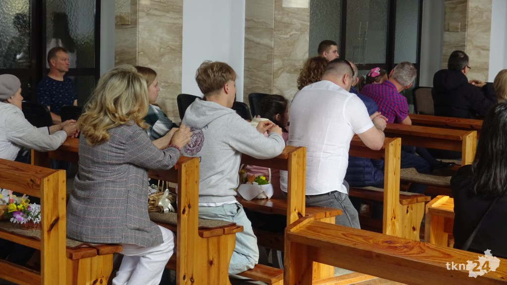 Wielkosobotnie święcenie pokarmów w parafii Matki Bożej Nieustającej Pomocy w Końskich  [wideo, zdjęcia]