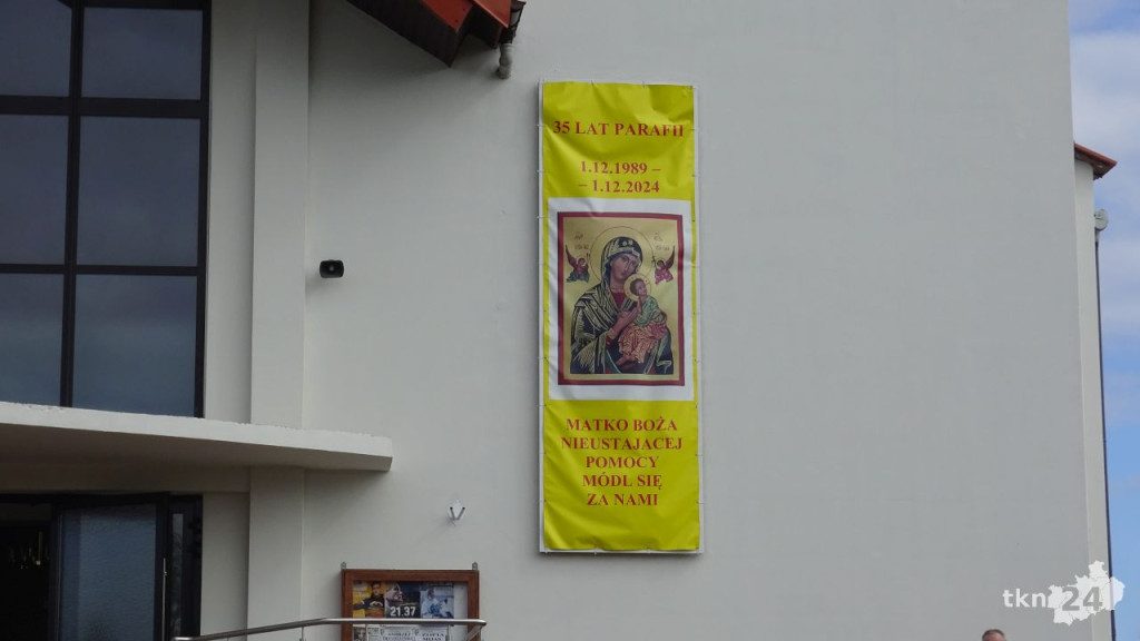 Wielkosobotnie święcenie pokarmów w parafii Matki Bożej Nieustającej Pomocy w Końskich  [wideo, zdjęcia]