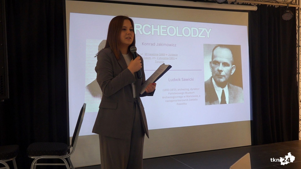O lokalnych cmentarzach w Koneckim Centrum Kultury [wideo, zdjęcia]