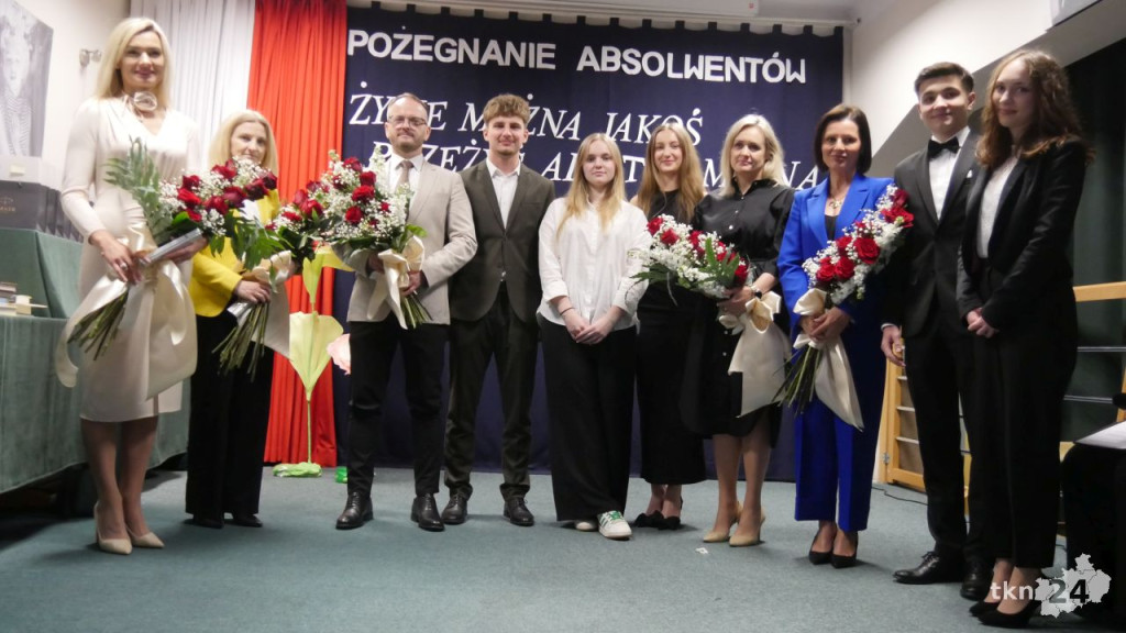 79 maturzystów pożegnało się z I Liceum Ogólnokształcącym w Końskich [zdjęcia]