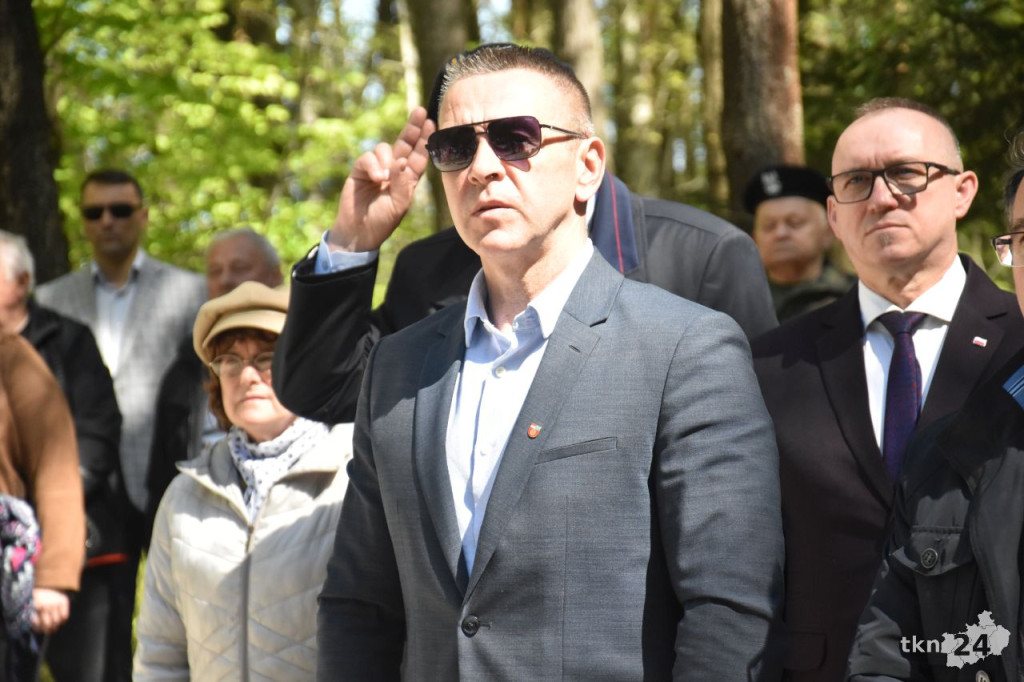 Gmina Smyków ku pamięci pomordowanych mieszkańców Królewca i Adamowa [wideo, zdjęcia]