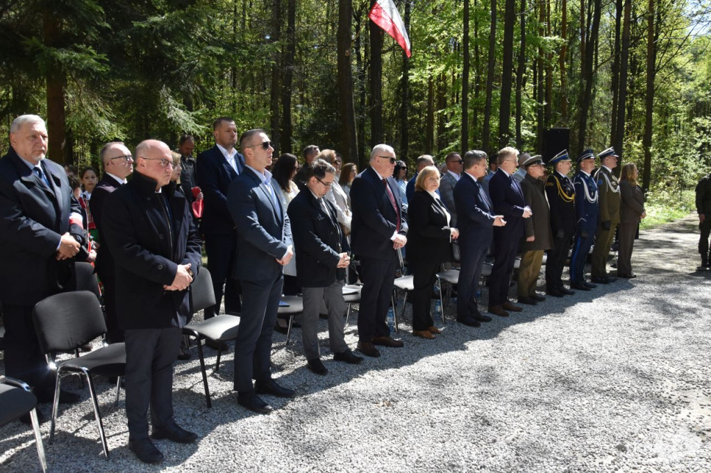 Gmina Smyków ku pamięci pomordowanych mieszkańców Królewca i Adamowa [wideo, zdjęcia]