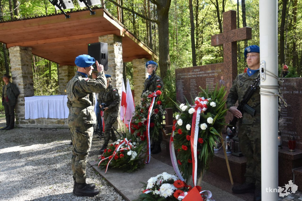 Gmina Smyków ku pamięci pomordowanych mieszkańców Królewca i Adamowa [wideo, zdjęcia]