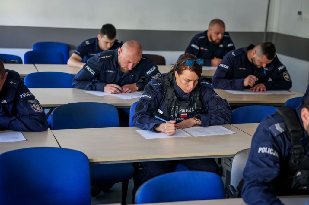 Policjanci z Końskich wicemistrzami wojewódzkich zawodów ratowników policyjnych [zdjęcia]