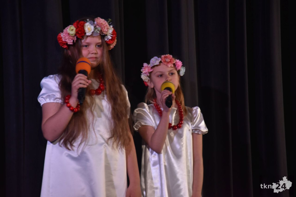 Gminne obchody Święta Konstytucji 3 Maja w Stąporkowie [wideo, zdjęcia]