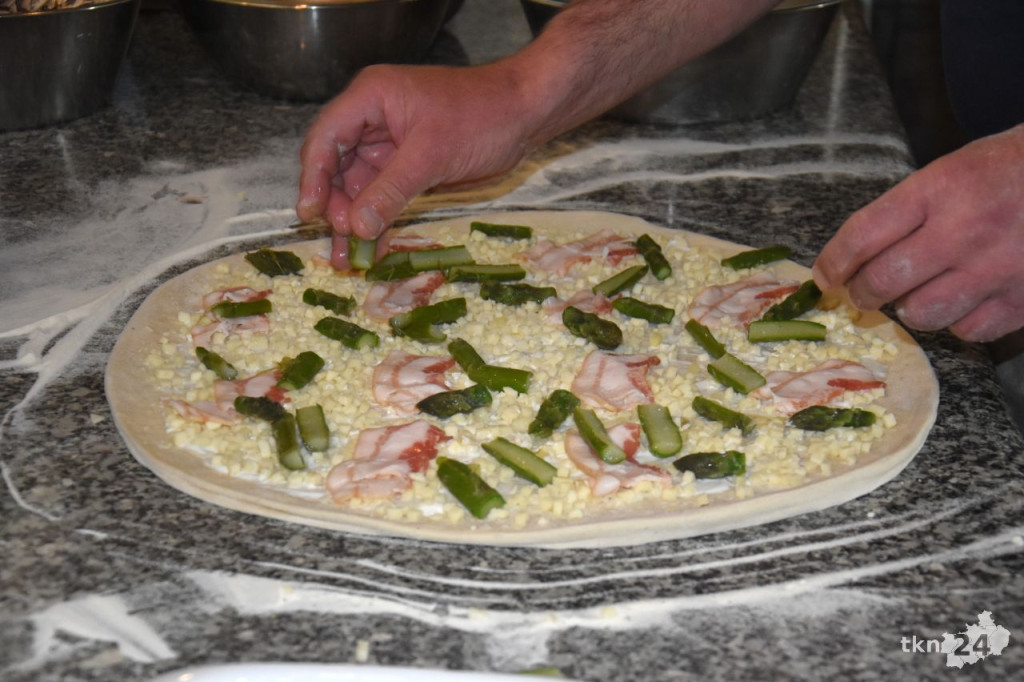 Da Grasso w Końskich. Dobra pizza, świeża oferta wiosenna i coś dla dzieci [wideo, zdjęcia]