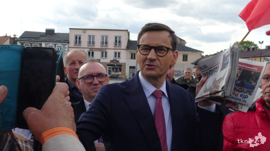 Były premier Mateusz Morawiecki odwiedził Rudę Maleniecką i Końskie [wideo, zdjęcia]