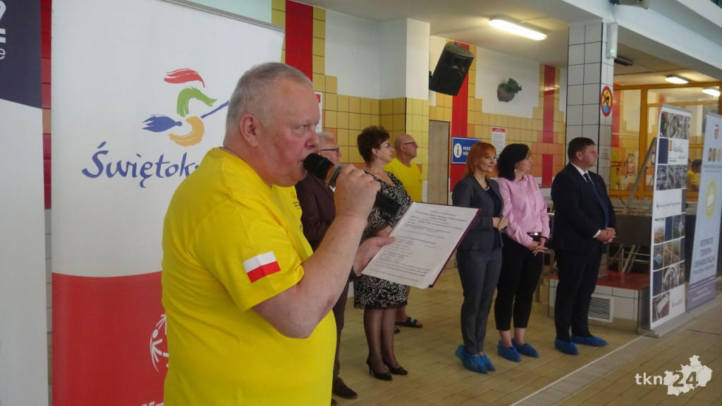 Olimpijczycy znów w Końskich. Rywalizowali niezwykli pływacy [wideo, zdjęcia]