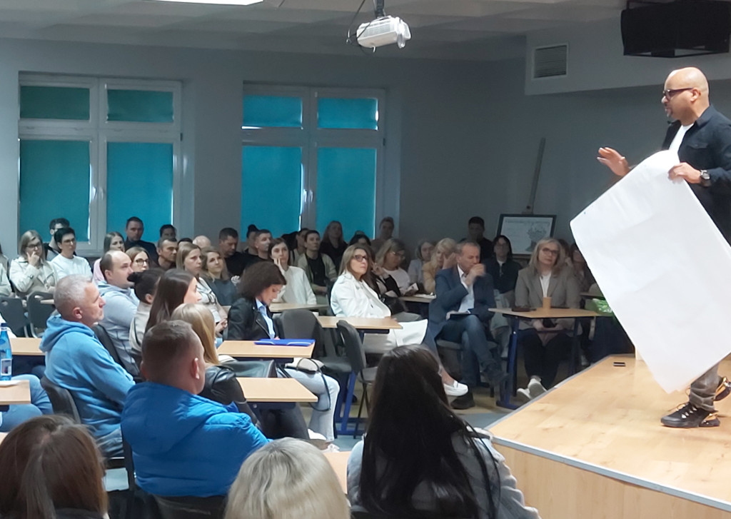 Zajęcia profilaktyczne dla uczniów i rodziców