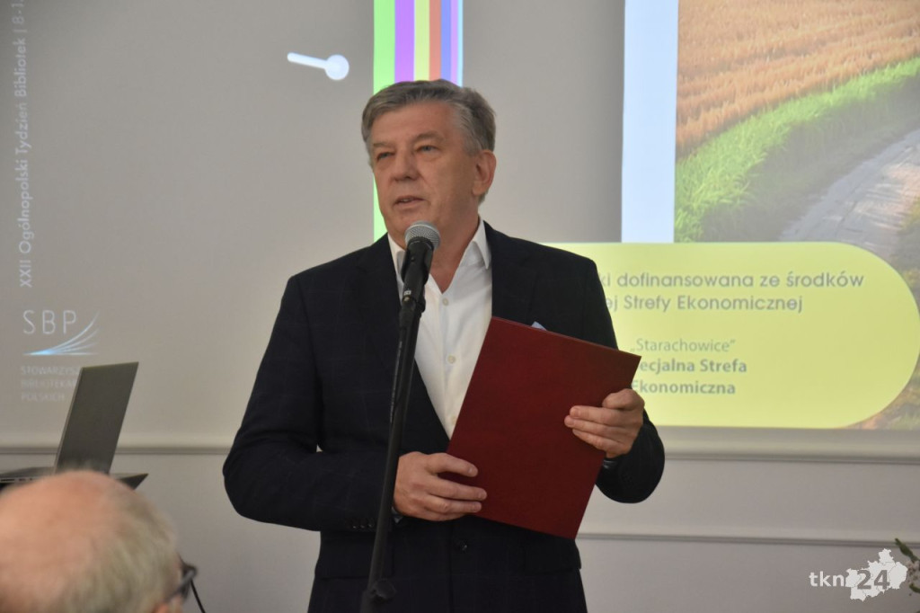 Dorota Duda zaprezentowała swój debiutancki tomik poezji na Seminarium Bibliotekarzy [wideo, zdjęcia]