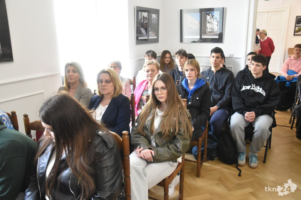 Dorota Duda zaprezentowała swój debiutancki tomik poezji na Seminarium Bibliotekarzy [wideo, zdjęcia]