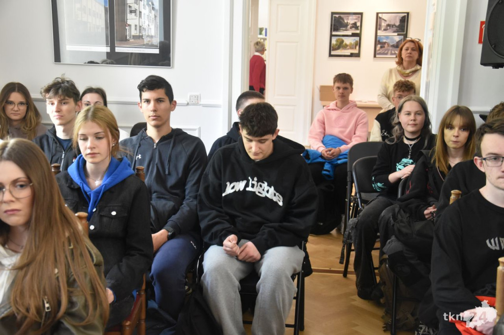 Dorota Duda zaprezentowała swój debiutancki tomik poezji na Seminarium Bibliotekarzy [wideo, zdjęcia]