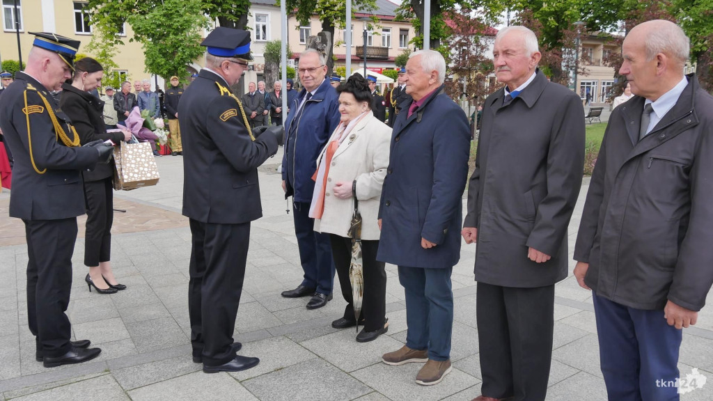 Strażacy z powiatu koneckiego świętowali w Końskich [wideo, zdjęcia]