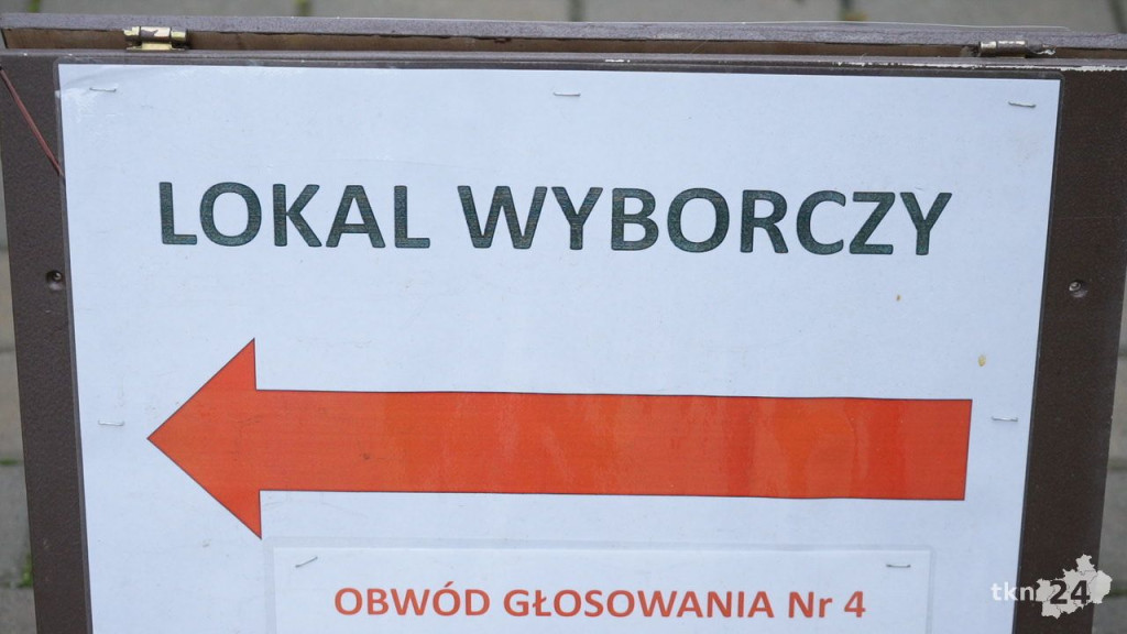 Polacy wybierają prezydenta RP. Otwarto lokale wyborcze [wideo, zdjęcia]