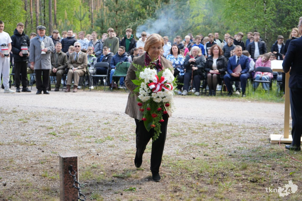 W Bulianowie upamiętniono bohaterską rodzinę Olszewskich [wideo, zdjęcia]