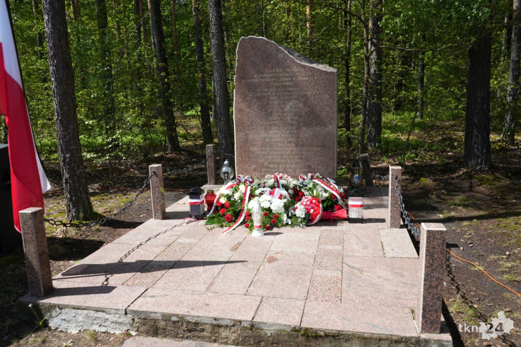 W Bulianowie upamiętniono bohaterską rodzinę Olszewskich [wideo, zdjęcia]