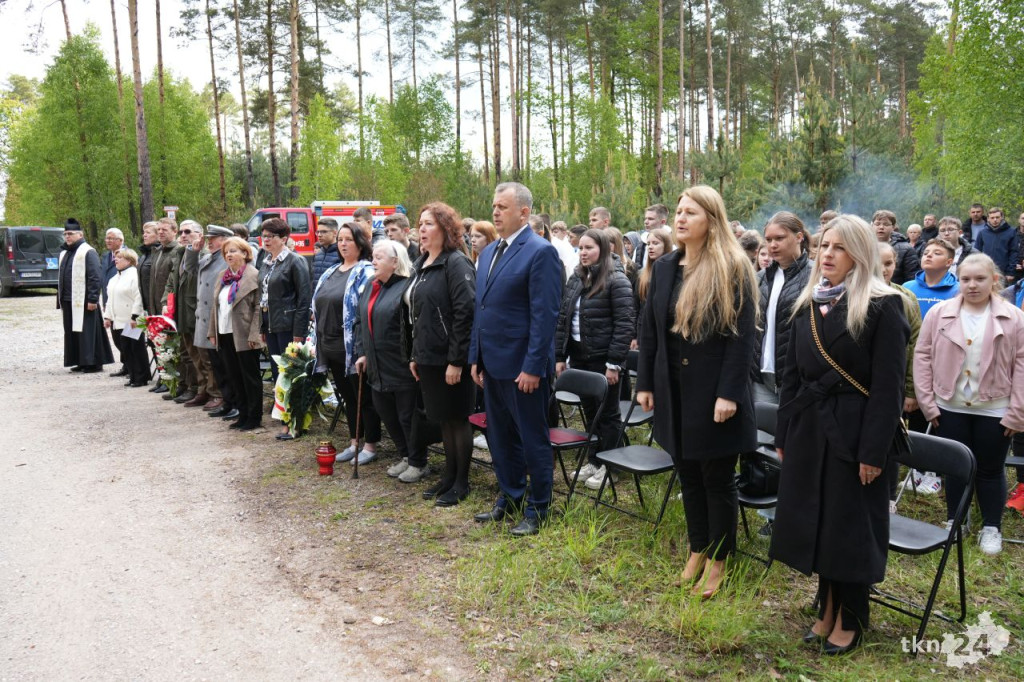 W Bulianowie upamiętniono bohaterską rodzinę Olszewskich [wideo, zdjęcia]