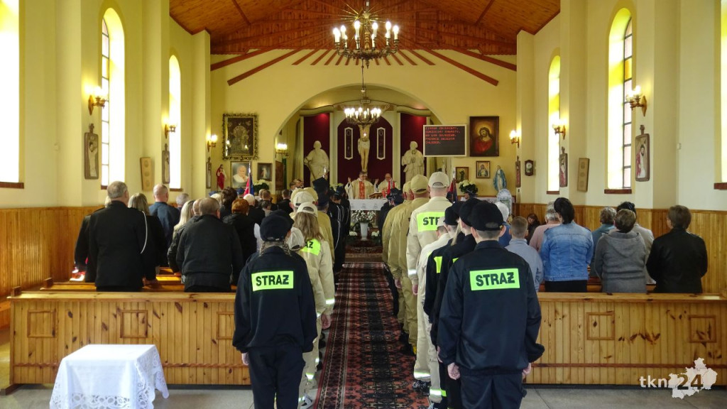 Strażackie święto w Turowicach. Druhowie z gminy Fałków obchodzili swój dzień [wideo, zdjęcia]