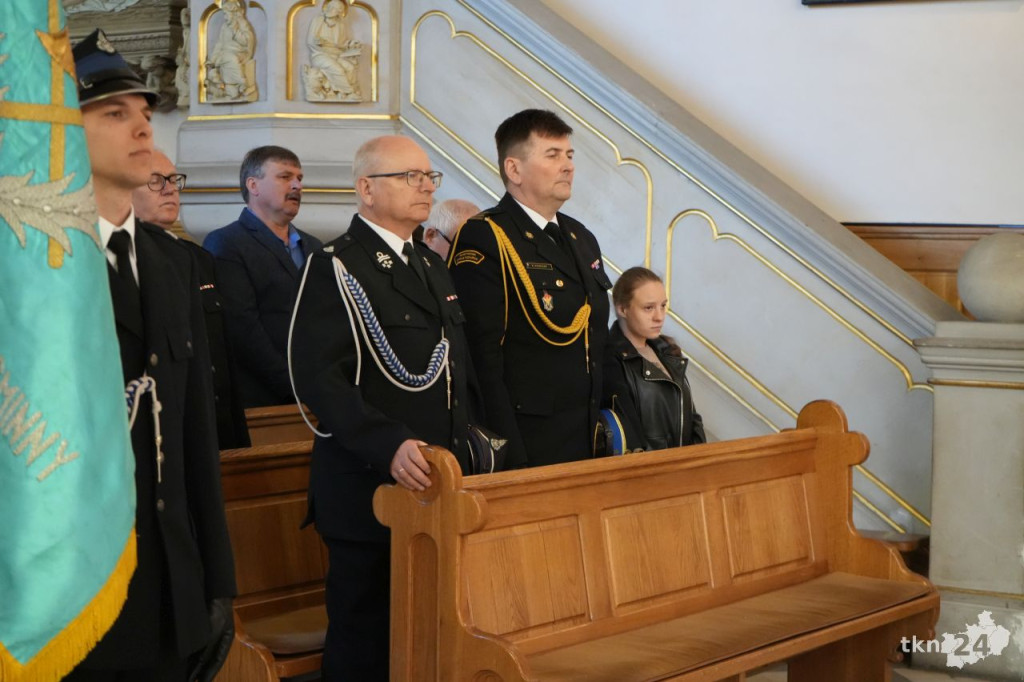 Strażacy z gminy Końskie uroczyście uczcili swoje święto [wideo, zdjęcia]