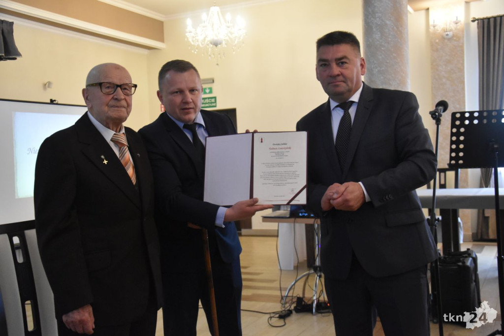 Pan Tadeusz Leszczyński z gminy Radoszyce skończył 100 lat [wideo, zdjęcia]