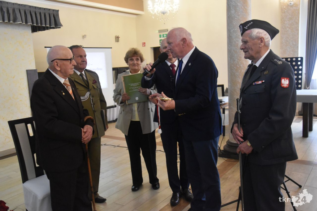 Pan Tadeusz Leszczyński z gminy Radoszyce skończył 100 lat [wideo, zdjęcia]