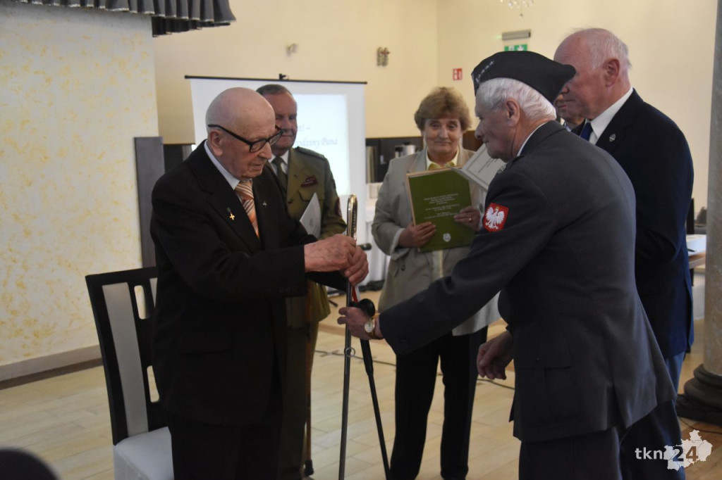 Pan Tadeusz Leszczyński z gminy Radoszyce skończył 100 lat [wideo, zdjęcia]