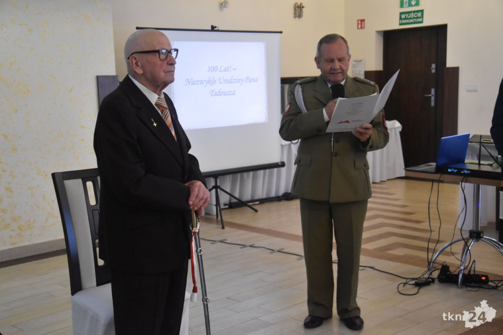 Pan Tadeusz Leszczyński z gminy Radoszyce skończył 100 lat [wideo, zdjęcia]