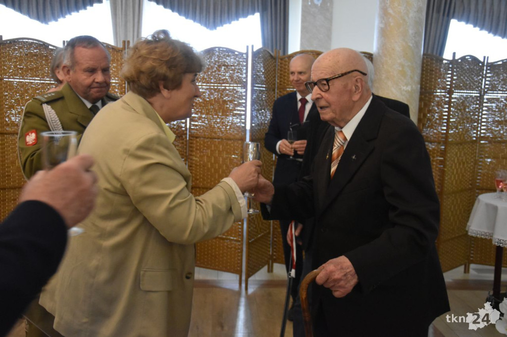 Pan Tadeusz Leszczyński z gminy Radoszyce skończył 100 lat [wideo, zdjęcia]