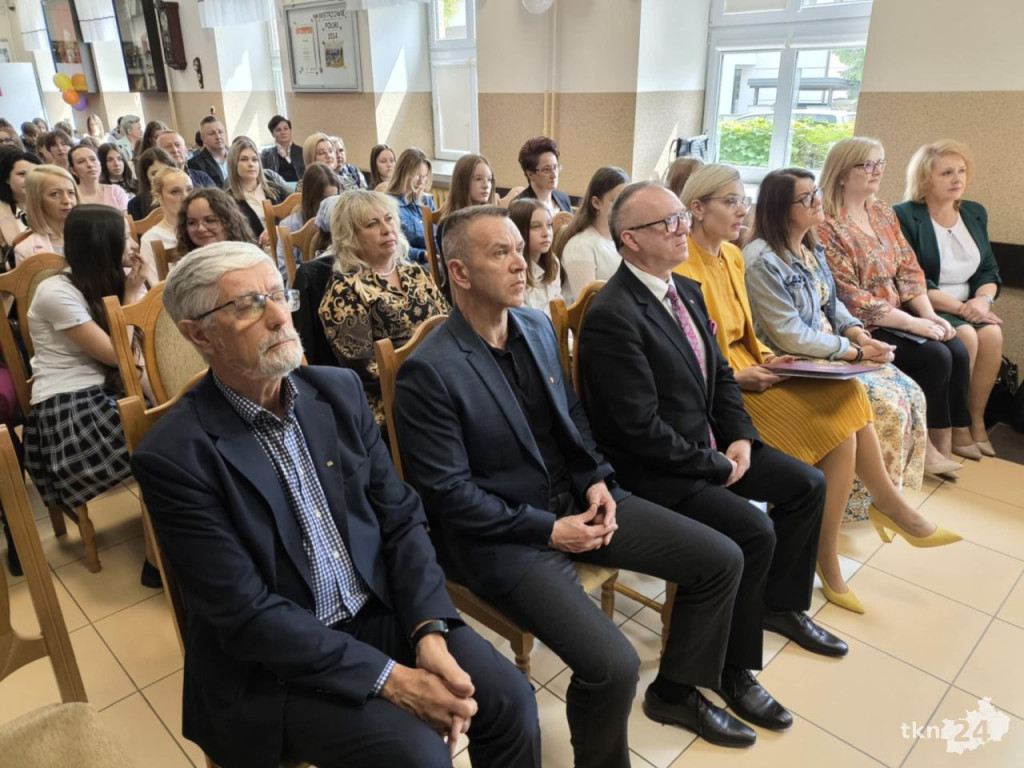 W I LO w Końskich podsumowano powiatowe konkursy literacki i fotograficzno-literacki [wideo, zdjęcia]