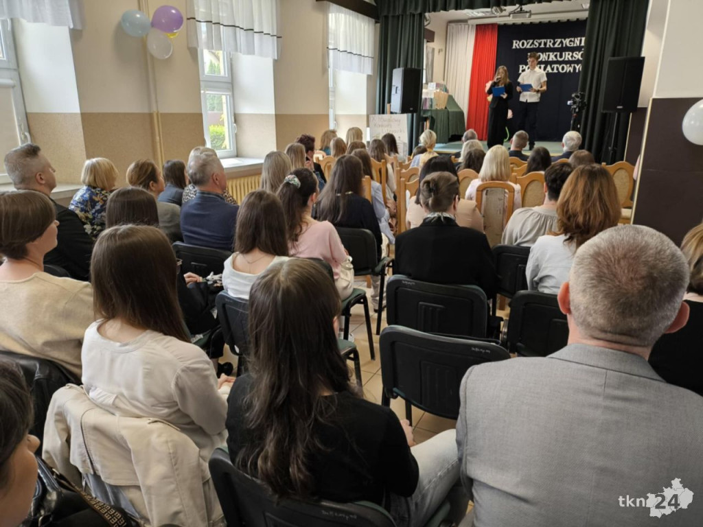 W I LO w Końskich podsumowano powiatowe konkursy literacki i fotograficzno-literacki [wideo, zdjęcia]