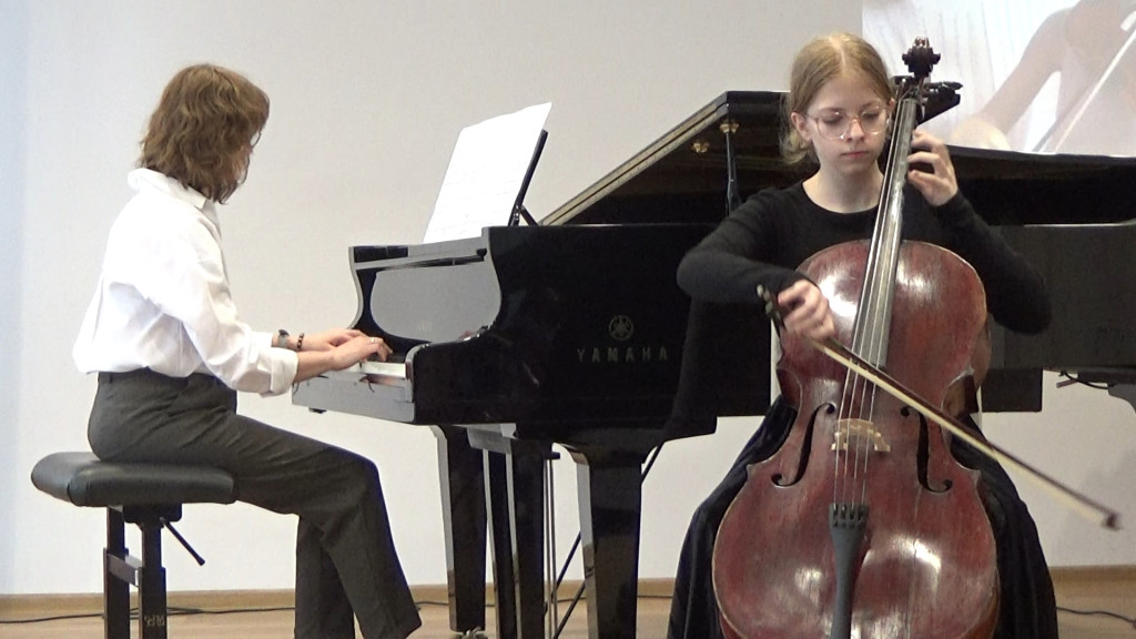 Koncert na Dzień Matki w Szkole Muzycznej w Końskich [wideo, zdjęcia]