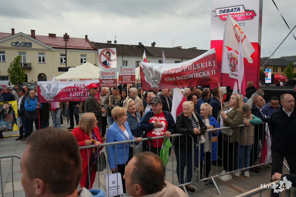 `Debata` Republiki w Końskich przed II turą wyborów prezydenckich [fotorelacja]