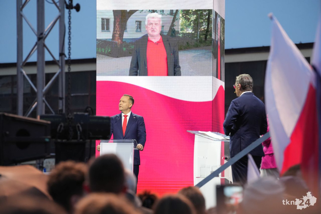 `Debata` Republiki w Końskich przed II turą wyborów prezydenckich [fotorelacja]