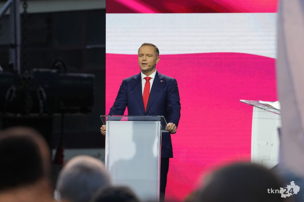 `Debata` Republiki w Końskich przed II turą wyborów prezydenckich [fotorelacja]