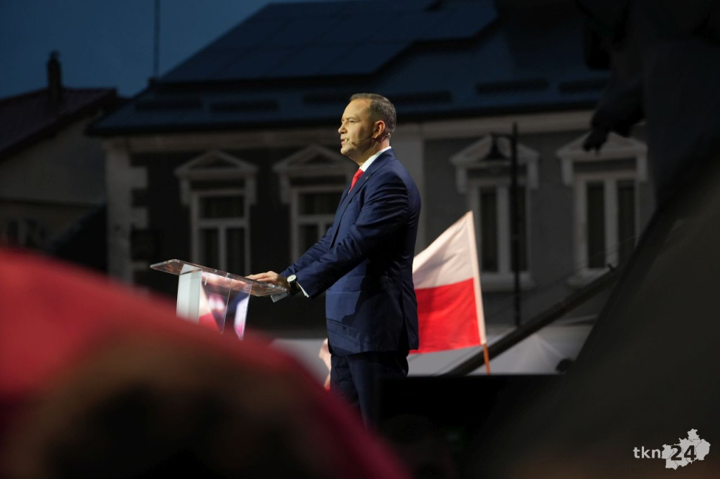 `Debata` Republiki w Końskich przed II turą wyborów prezydenckich [fotorelacja]