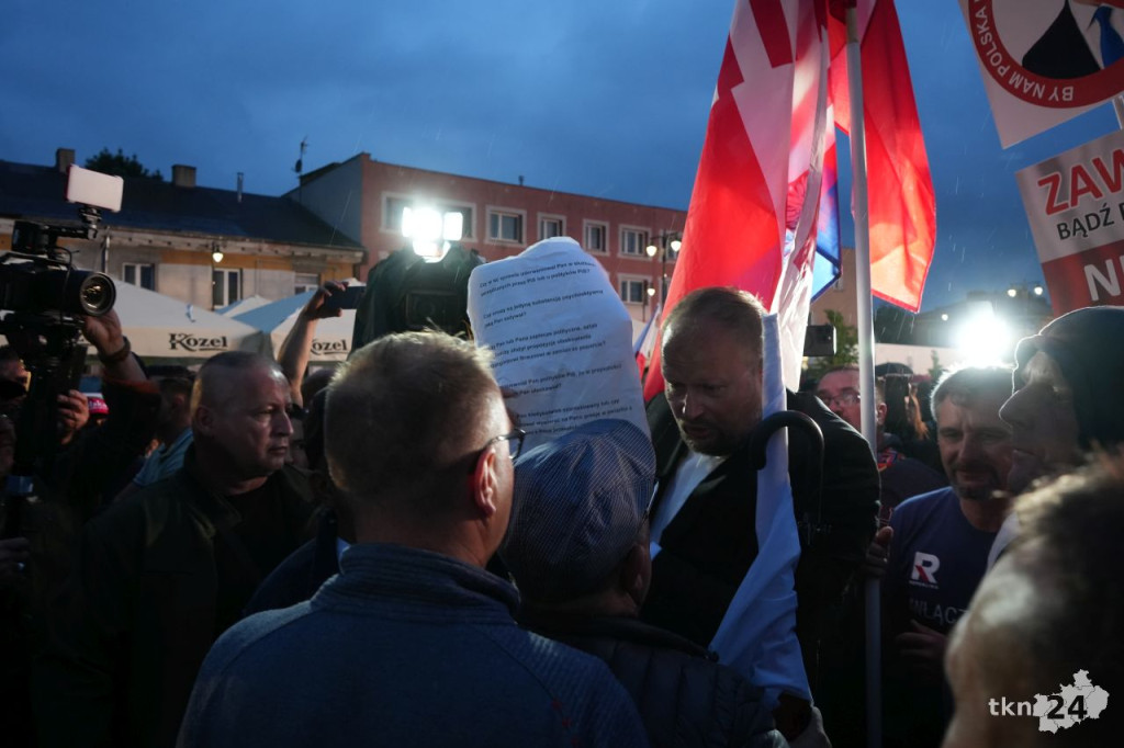 `Debata` Republiki w Końskich przed II turą wyborów prezydenckich [fotorelacja]