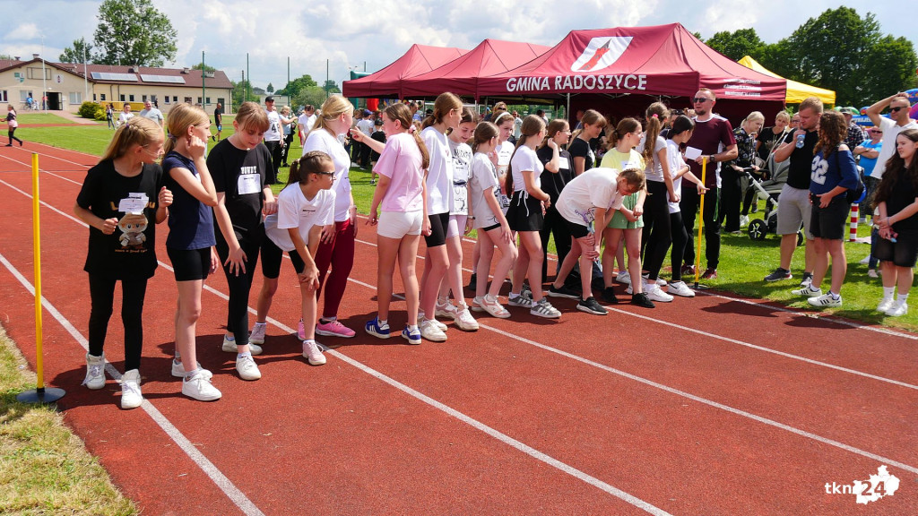 Radośnie i sportowo. Dzień Dziecka w Radoszycach [wideo, zdjęcia]