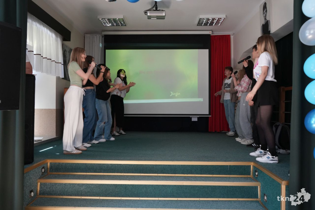 Tańce, słodkości i wiele atrakcji podczas Dnia Otwartego w I Liceum Ogólnokształcącym w Końskich [wideo, zdjęcia]