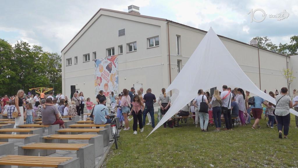 Dzień Dziecka w Końskich. Tłumnie przy KCK-u! [WIDEO, zdjęcia]