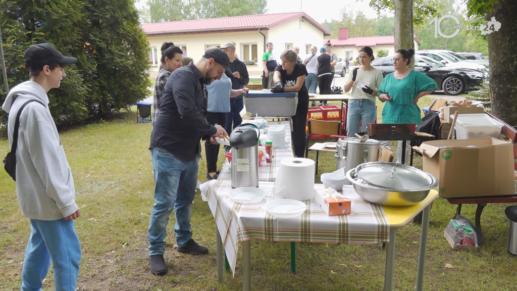 Uroczysty Dzień Dziecka w Specjalnym Ośrodku Szkolno-Wychowawczym w Baryczy [wideo, zdjęcia]