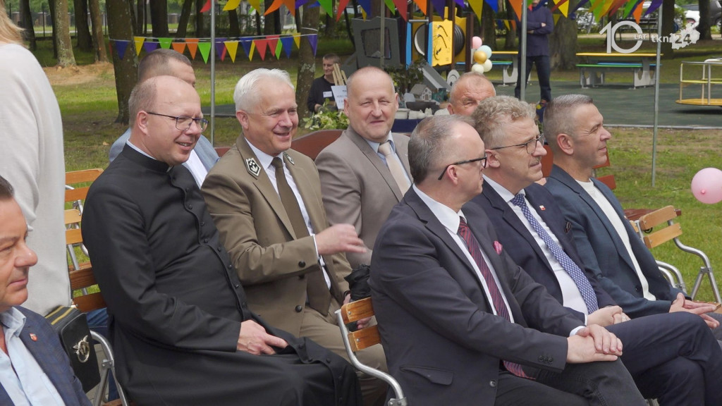 Uroczysty Dzień Dziecka w Specjalnym Ośrodku Szkolno-Wychowawczym w Baryczy [wideo, zdjęcia]