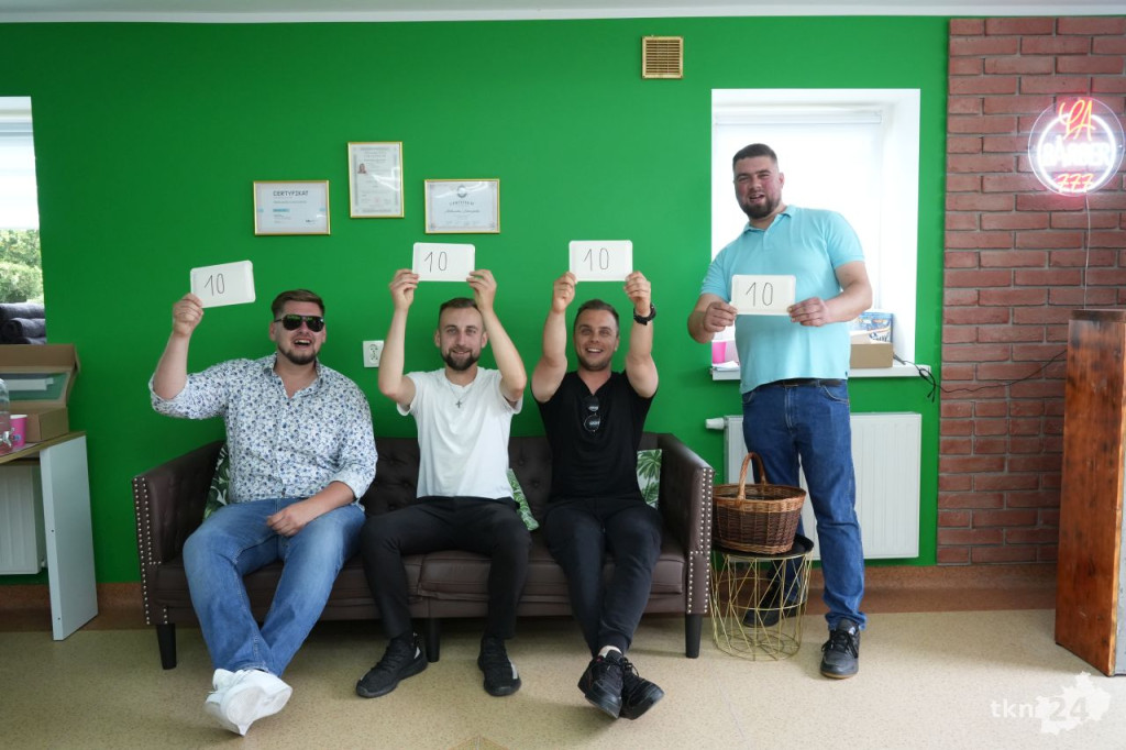 Szukasz dobrego męskiego fryzjera lub barbera? Odwiedź LA Barber w Smykowie! [zdjęcia]