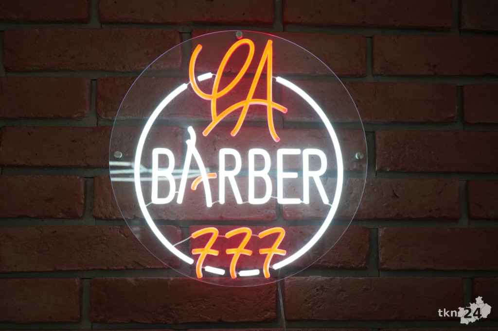 Szukasz dobrego męskiego fryzjera lub barbera? Odwiedź LA Barber w Smykowie! [zdjęcia]