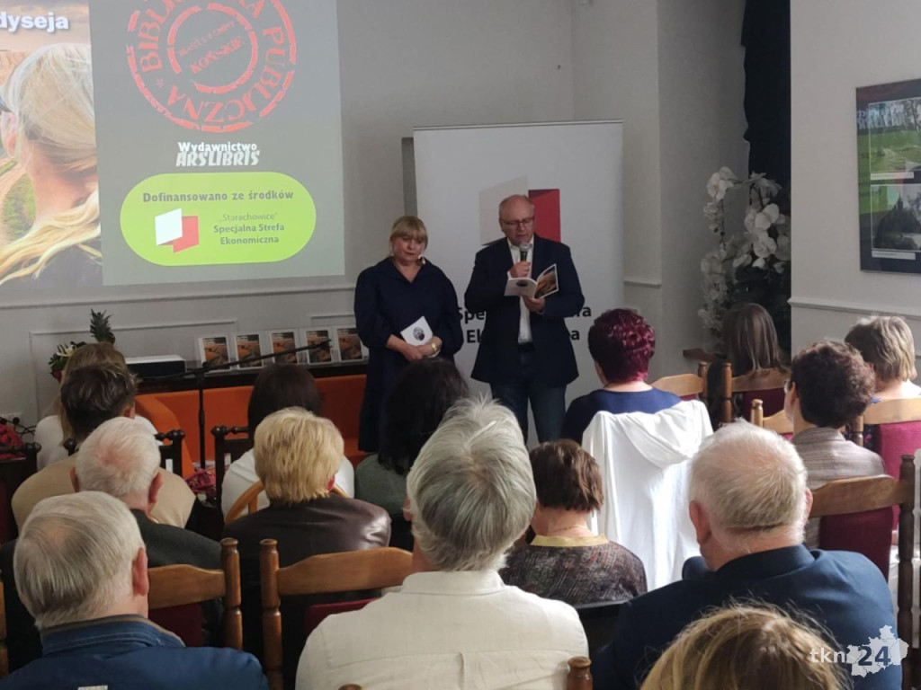 Moja mała odyseja Doroty Dudy. Wieczór autorski w koneckiej bibliotece