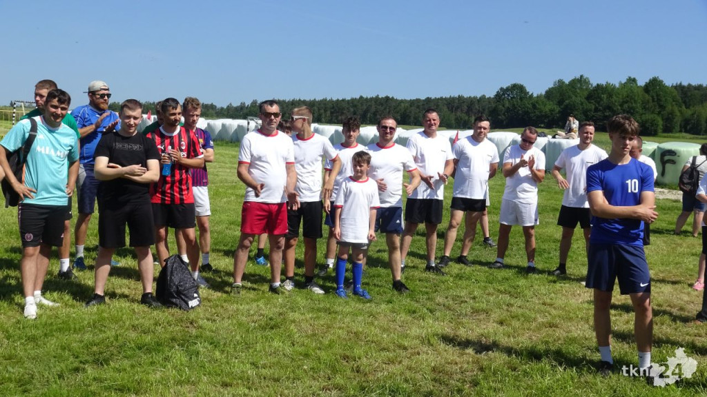 Futbolove lato w Szóstakach. Sport i pomaganie [wideo, zdjęcia]