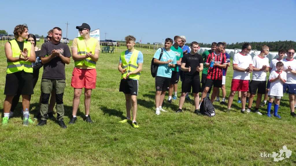 Futbolove lato w Szóstakach. Sport i pomaganie [wideo, zdjęcia]