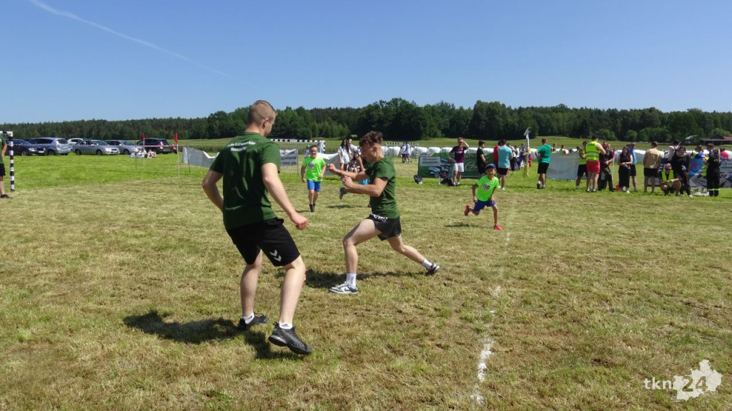 Futbolove lato w Szóstakach. Sport i pomaganie [wideo, zdjęcia]