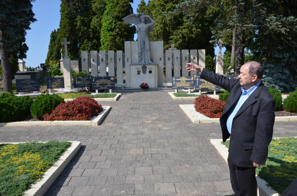 Spacer historyczny z Komisją Opieki nad Zabytkami. Tym razem odwiedzono kościół św. Anny
